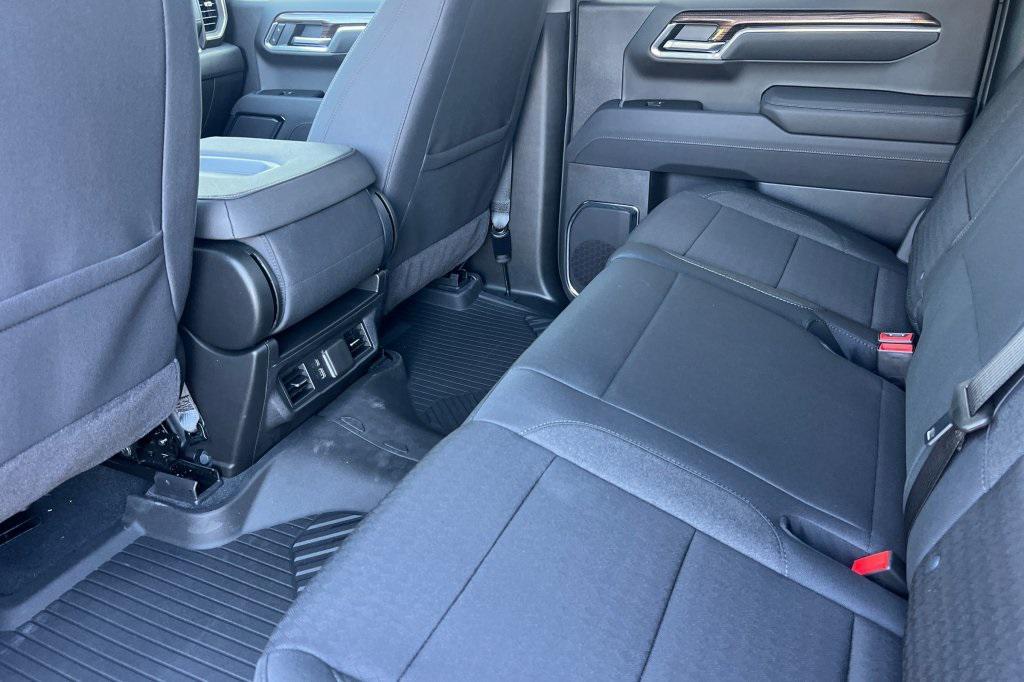 new 2025 Chevrolet Silverado 1500 car, priced at $53,220