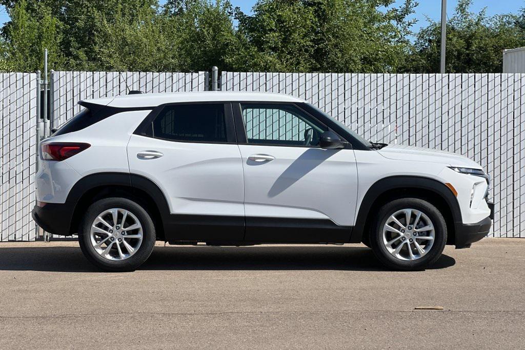 new 2026 Chevrolet TrailBlazer car, priced at $25,875