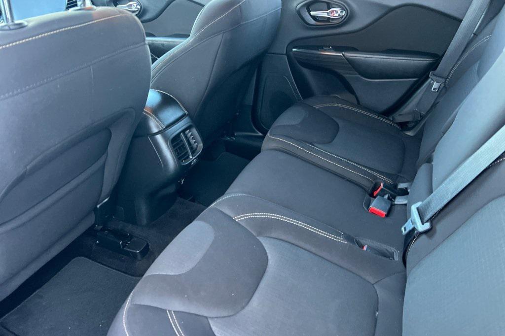 used 2017 Jeep Cherokee car, priced at $10,797