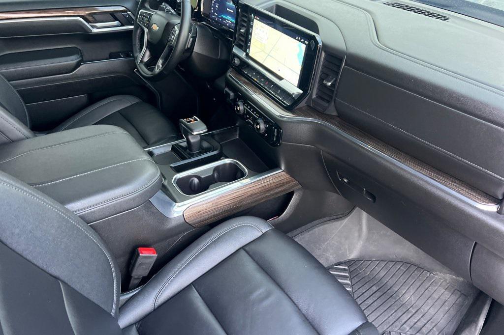 used 2025 Chevrolet Silverado 1500 car, priced at $52,997