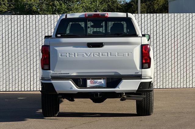 new 2024 Chevrolet Colorado car, priced at $32,985