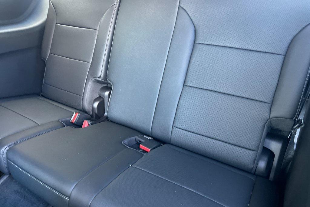 new 2026 Chevrolet Traverse car, priced at $51,150