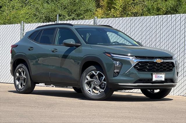 new 2025 Chevrolet Trax car, priced at $24,690