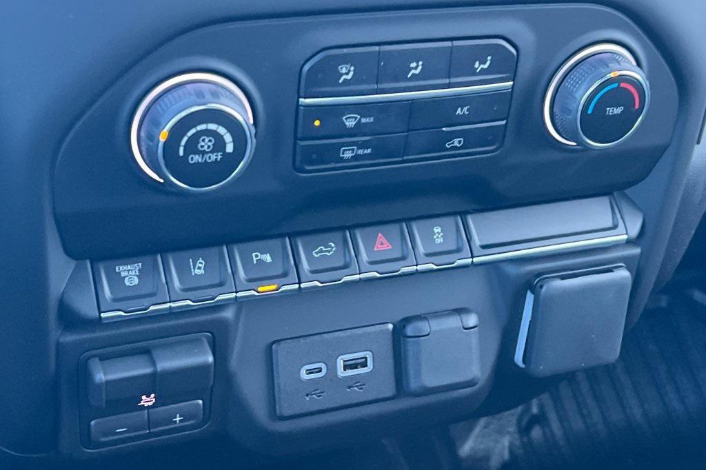 new 2026 Chevrolet Silverado 3500 car, priced at $61,430