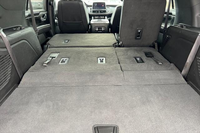 used 2023 GMC Yukon car, priced at $49,999