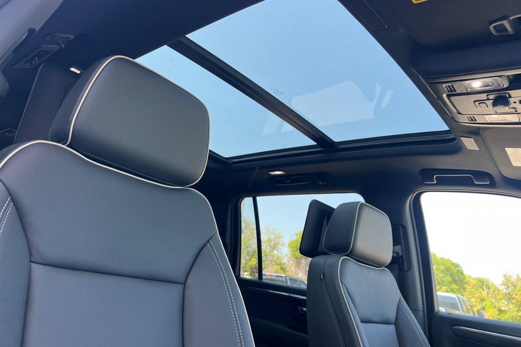 new 2025 Chevrolet Suburban car, priced at $91,990