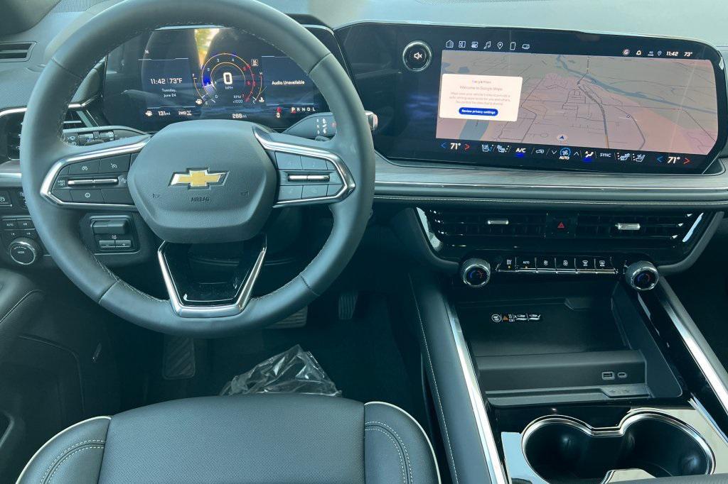 new 2025 Chevrolet Suburban car, priced at $91,990