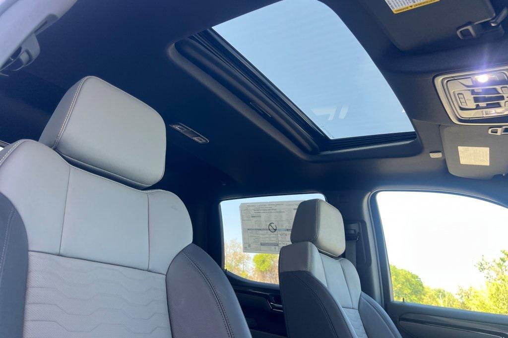new 2025 Chevrolet Silverado 1500 car, priced at $66,220