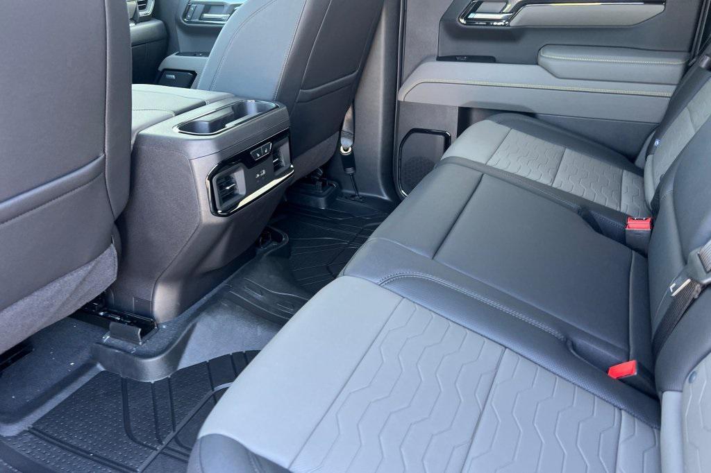 new 2025 Chevrolet Silverado 1500 car, priced at $66,220
