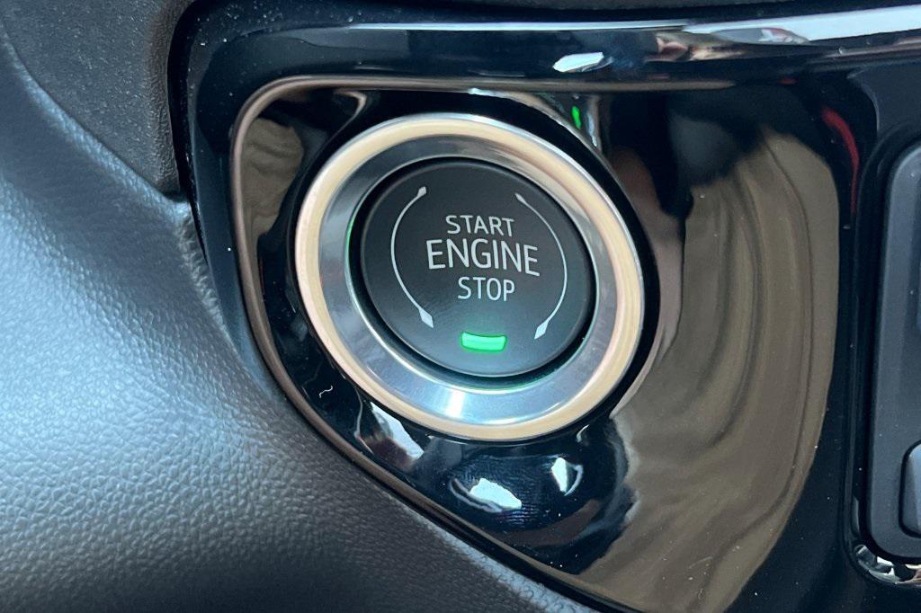 new 2025 Chevrolet Silverado 1500 car, priced at $66,220