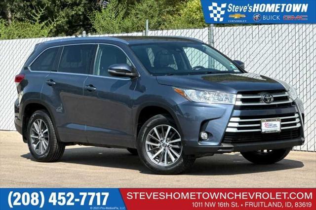 used 2018 Toyota Highlander car, priced at $19,597