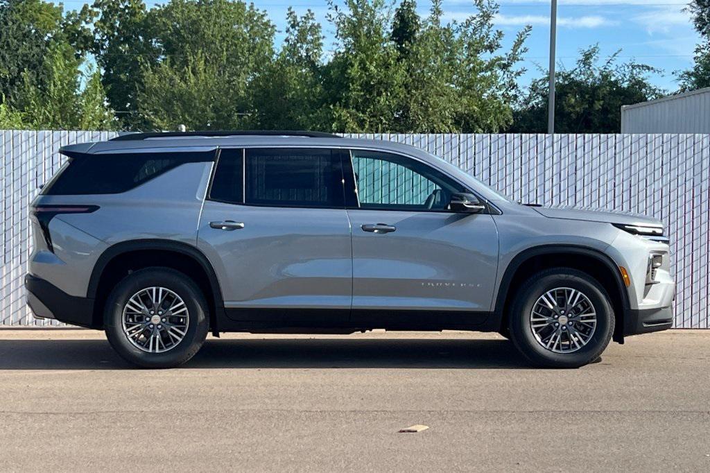 new 2026 Chevrolet Traverse car, priced at $43,920