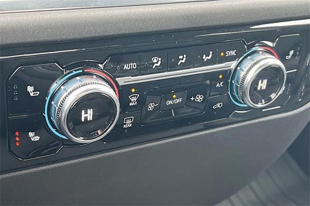 used 2022 GMC Sierra 1500 car, priced at $38,997