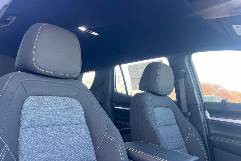 new 2025 GMC Terrain car, priced at $29,890