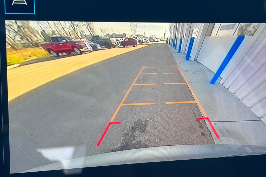 new 2025 GMC Terrain car, priced at $29,890