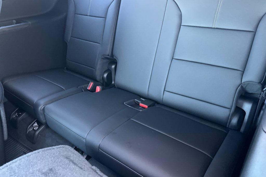 new 2026 GMC Acadia car, priced at $50,037