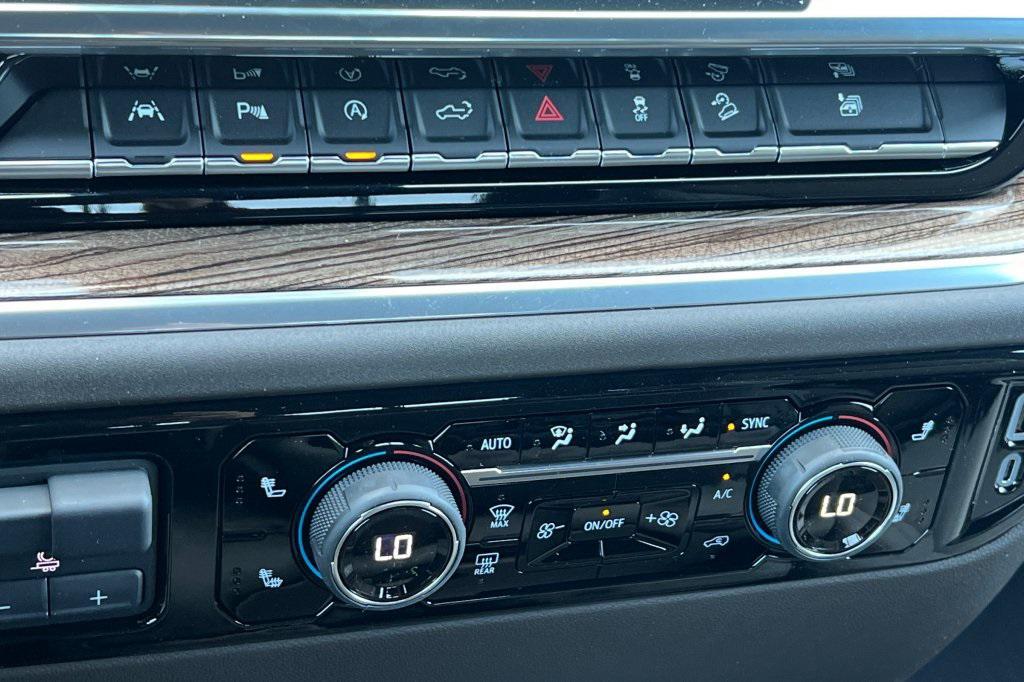 new 2025 Chevrolet Silverado 1500 car, priced at $52,960