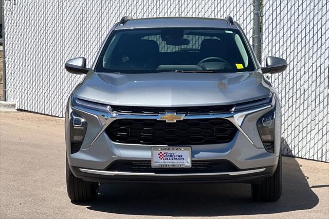 new 2025 Chevrolet Trax car, priced at $22,690