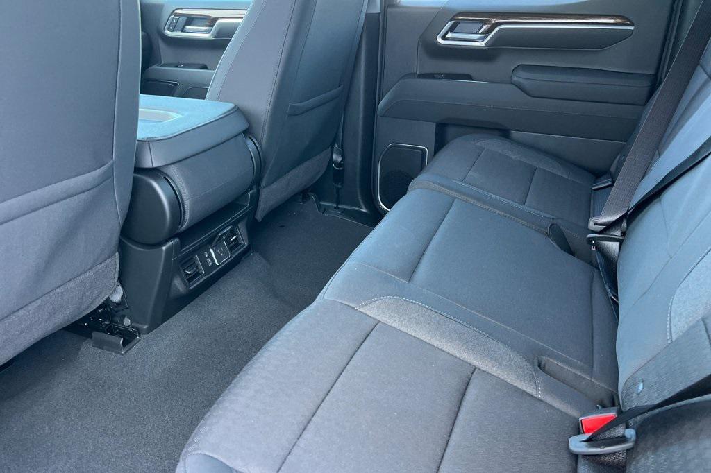 new 2026 GMC Sierra 1500 car, priced at $53,400