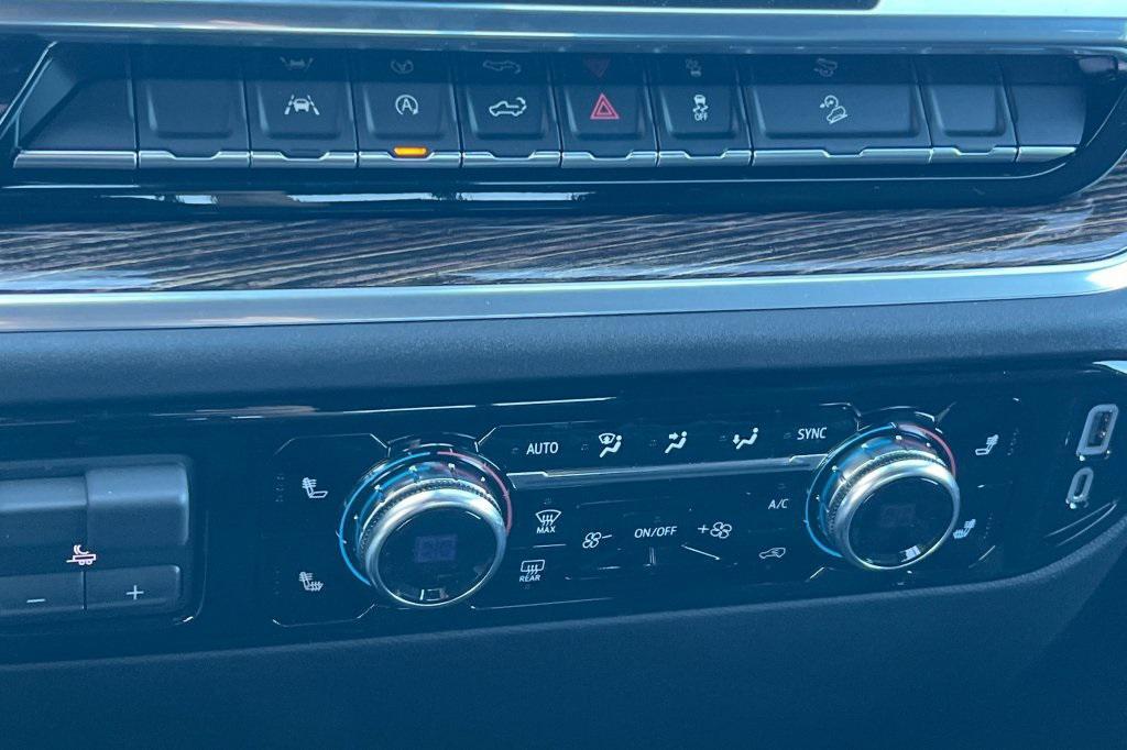 new 2026 GMC Sierra 1500 car, priced at $53,400