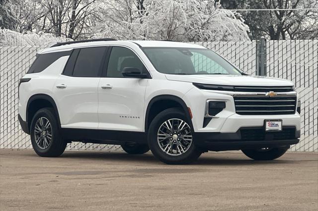 new 2025 Chevrolet Traverse car, priced at $40,270