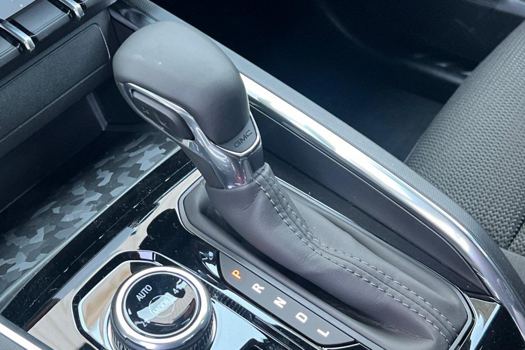 new 2026 GMC Canyon car, priced at $44,568