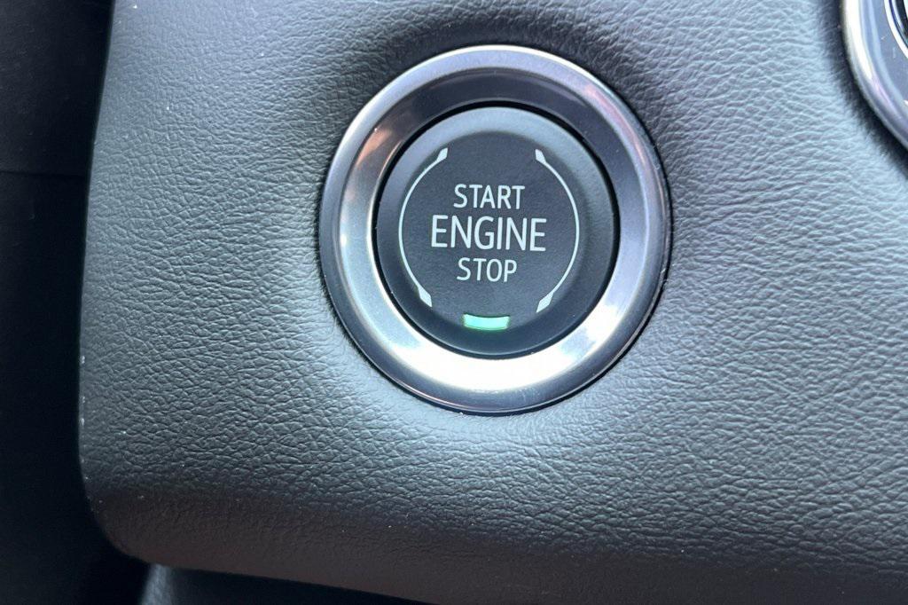 new 2026 GMC Canyon car, priced at $44,568