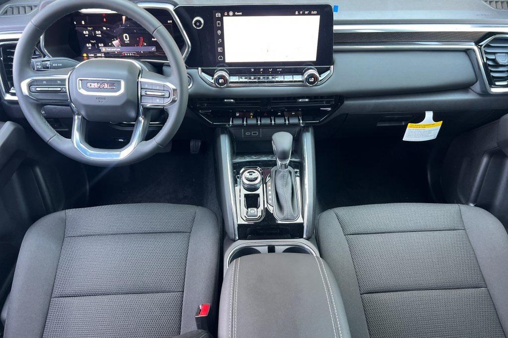 new 2026 GMC Canyon car, priced at $44,568