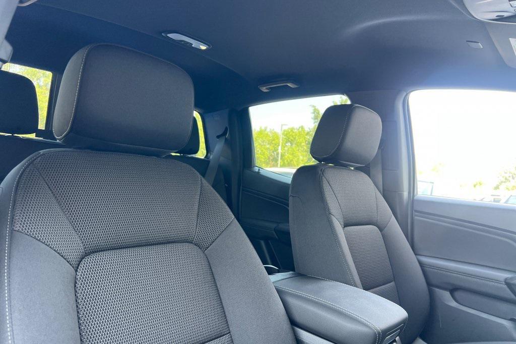 new 2026 GMC Canyon car, priced at $44,568