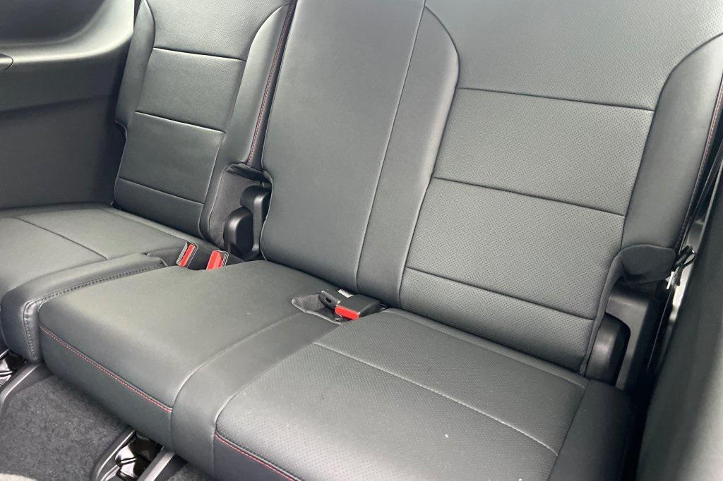 new 2026 Chevrolet Traverse car, priced at $54,052