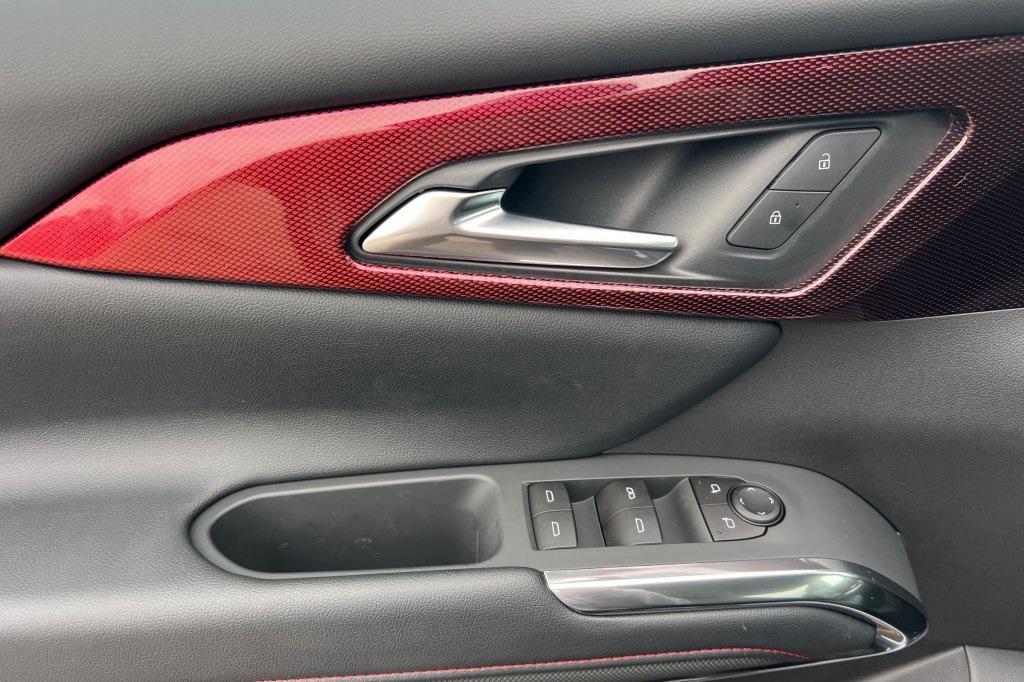 new 2026 Chevrolet Traverse car, priced at $54,052