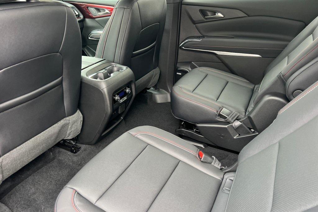 new 2026 Chevrolet Traverse car, priced at $54,052