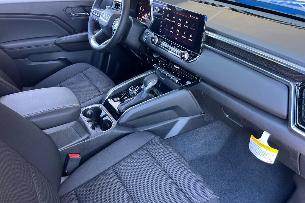 new 2025 GMC Canyon car, priced at $43,450
