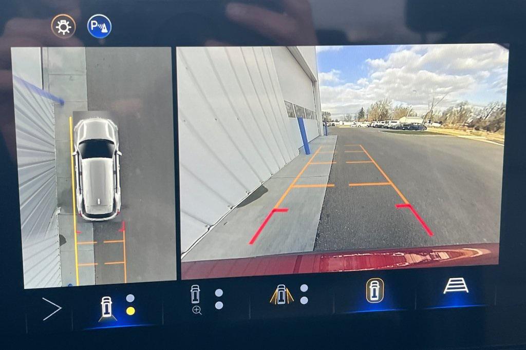 new 2026 Chevrolet Equinox car, priced at $35,080