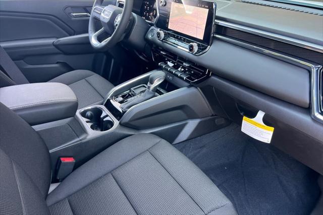 new 2025 GMC Canyon car, priced at $38,045