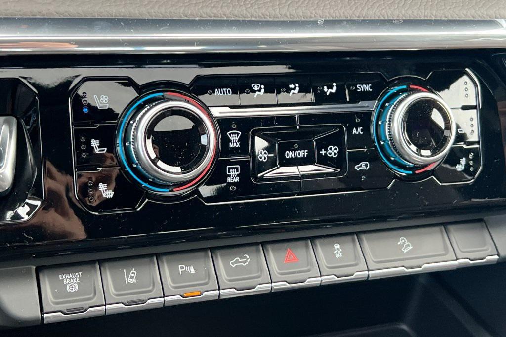 new 2026 GMC Sierra 2500 car, priced at $86,829