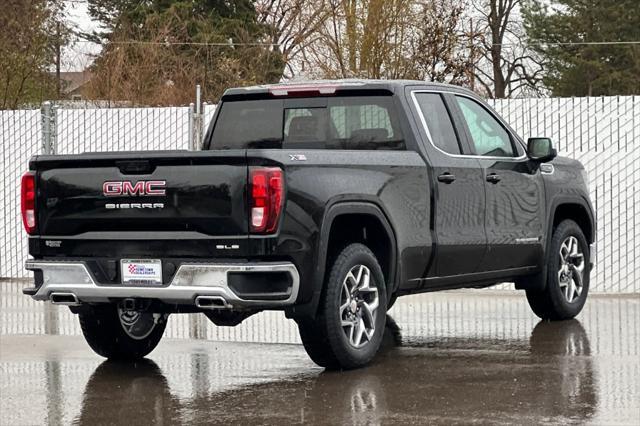 new 2025 GMC Sierra 1500 car, priced at $52,650