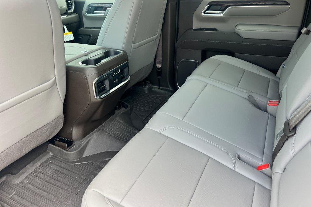 new 2026 GMC Sierra 1500 car, priced at $58,040