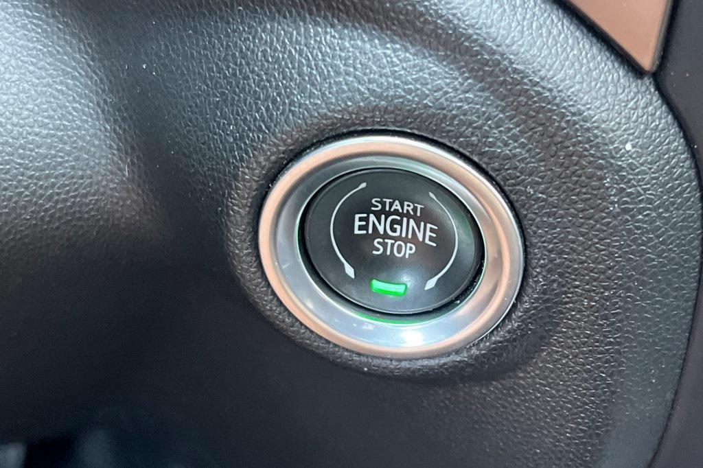 used 2022 Chevrolet Silverado 1500 car, priced at $39,997