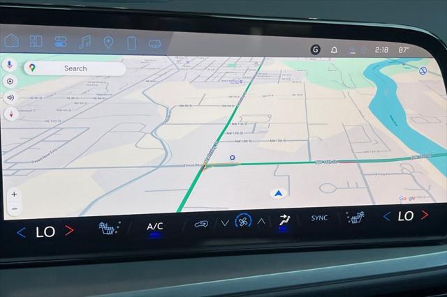 new 2025 Chevrolet Traverse car, priced at $48,380