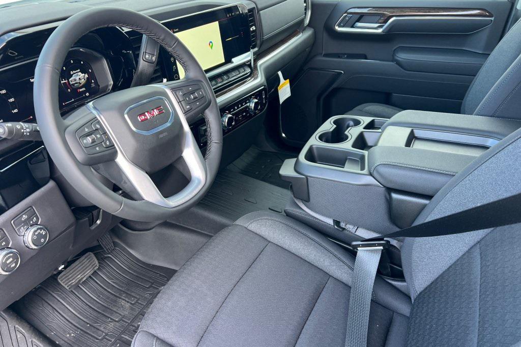 new 2026 GMC Sierra 1500 car, priced at $55,200