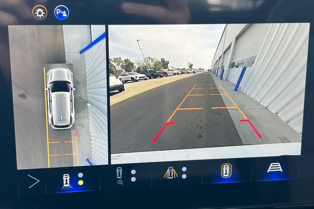 new 2026 Chevrolet Equinox car, priced at $35,590