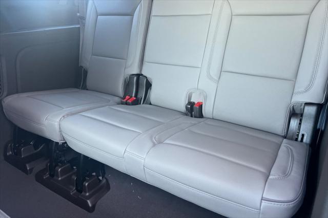 new 2025 GMC Yukon XL car, priced at $76,395