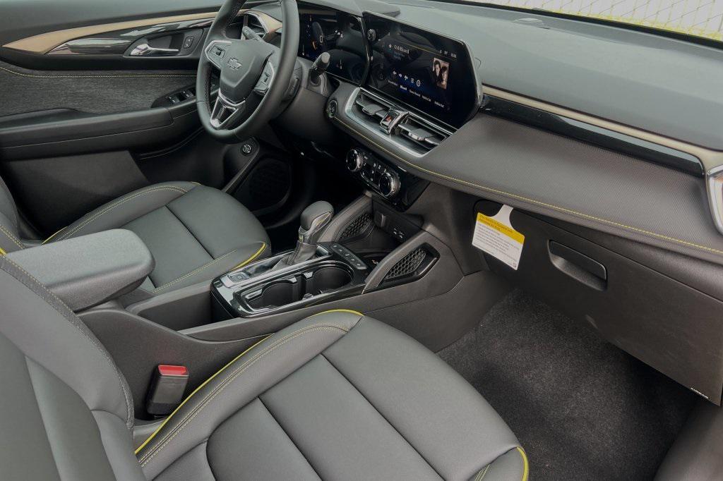 new 2025 Chevrolet TrailBlazer car, priced at $30,980