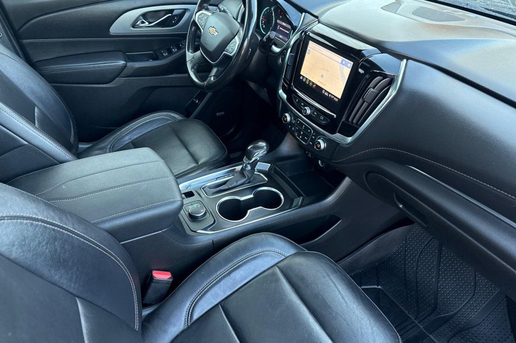 used 2021 Chevrolet Traverse car, priced at $26,597