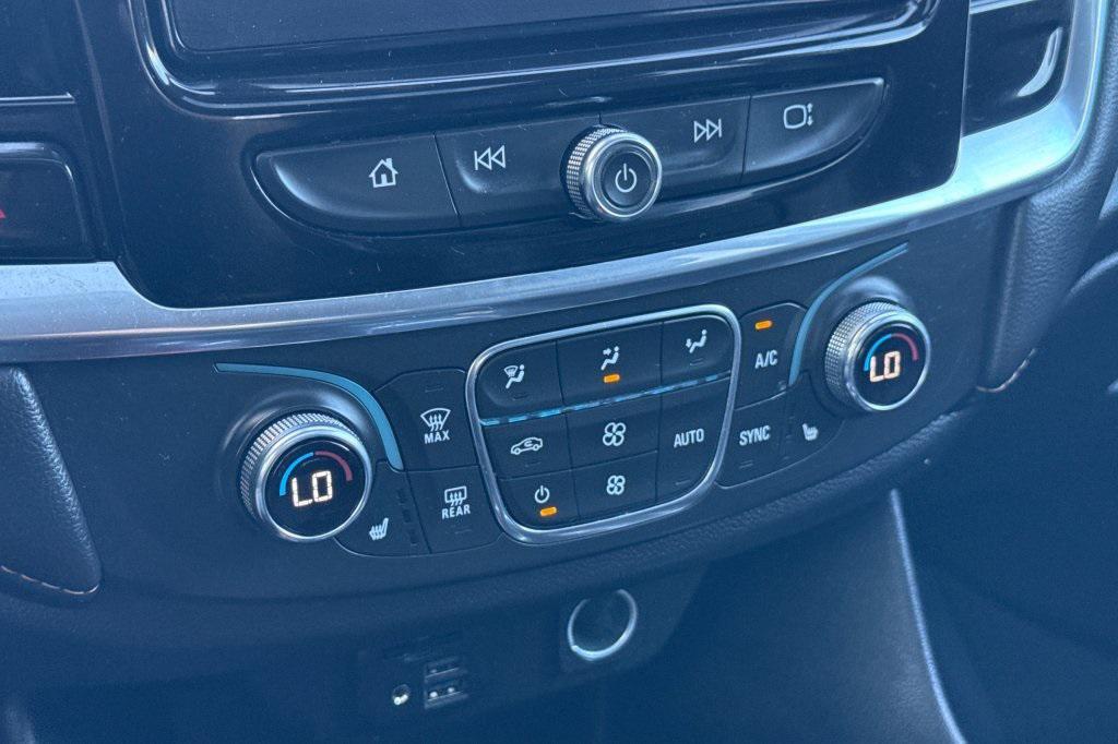 used 2021 Chevrolet Traverse car, priced at $26,597