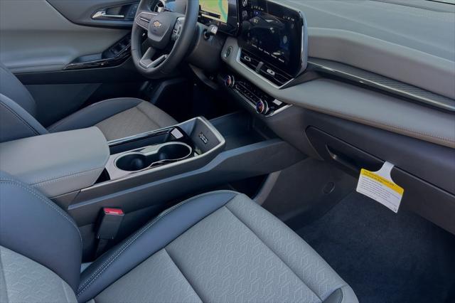 new 2025 Chevrolet Equinox car, priced at $35,215