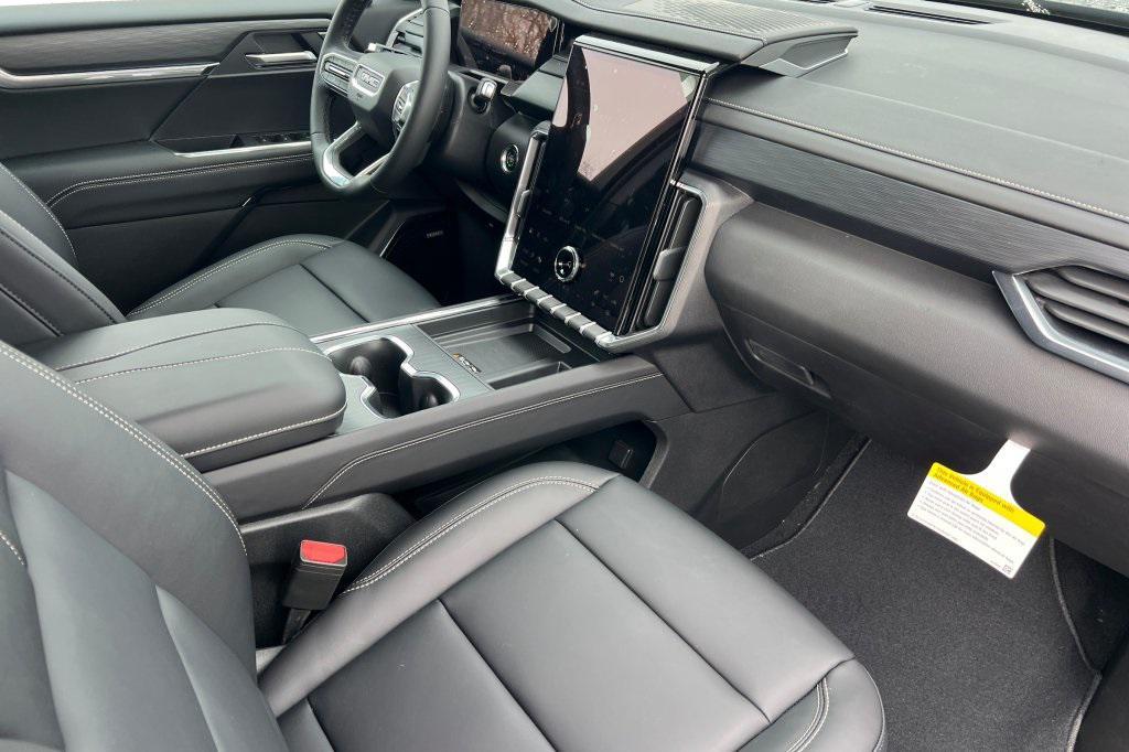 new 2026 GMC Acadia car, priced at $52,521