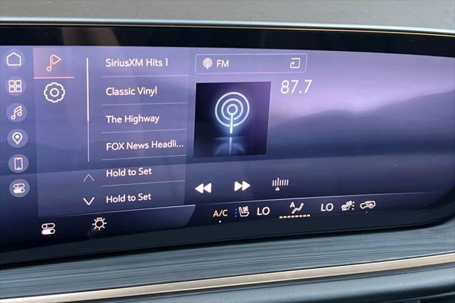 used 2025 Buick Envision car, priced at $43,597