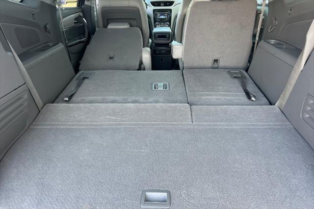 used 2017 Chevrolet Traverse car, priced at $19,999